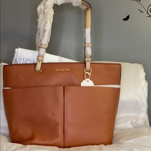 Michael Kors Tote
